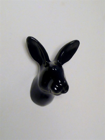 Dear Bunny - knage, design Jorine Oosterhoff, sortlakeret polystone og metal m. indstøbt skrue (inkl. plug). 