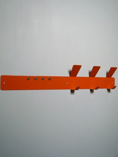 Hook - up combiknagerække m. 3 knager og 4 stærke magneter til div. opslag, US design, jern, blank orange - ( incl. skruer og plugs ).