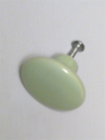 Hvælvet knop, lysegrøn porcelæn, stor.