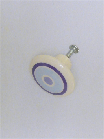 Hvælvet knop, hvid porcelæn m. farvede striber og lyselilla prik, mellemstr..