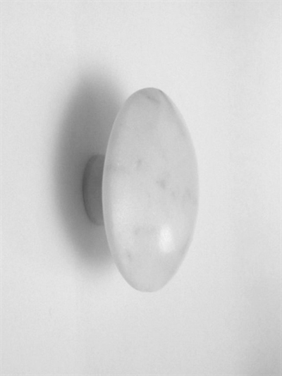 Hvælvet hvid marmor knop, stor.