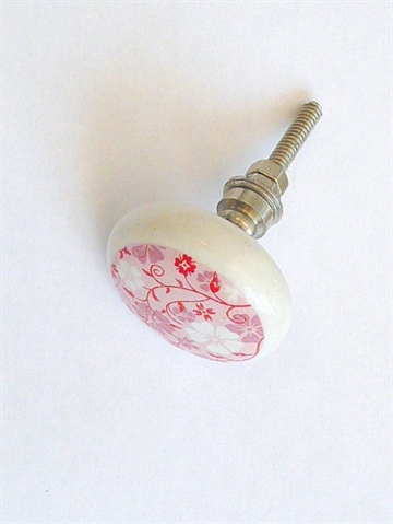 Flad hvid porcelænsknop m. røde/hvide blomster og forkromet hals, stor.