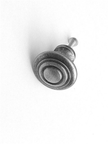  Antik fortinnet metalknop, mellemstr..