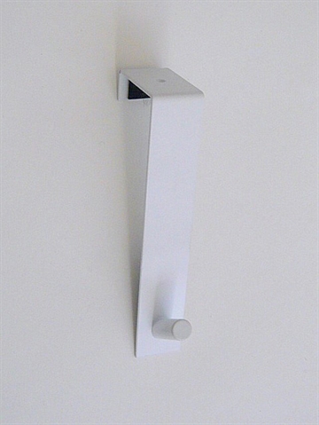 Hænge over dør - knage, silkemat hvidlak. stål.