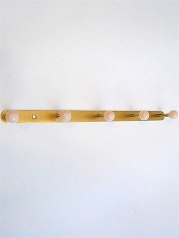 Stilren knagerække i børstet messing m. 5 små rosa knopper.