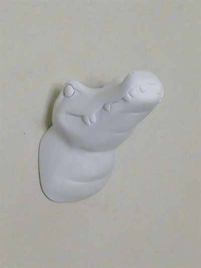 Dear Kroko - knage, design Jorine Oosterhoff, silkemat hvidlakeret polystone og metal m. indstøbt skrue (incl. plug).